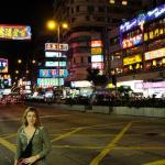 -Hong Kong by night 